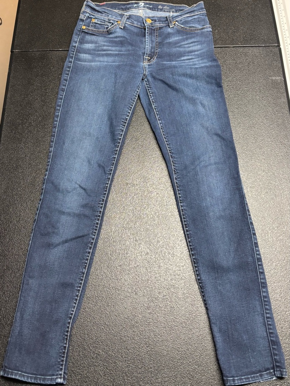 7 For all man kind “the slim cigarette” Size 27 skinny blue jean